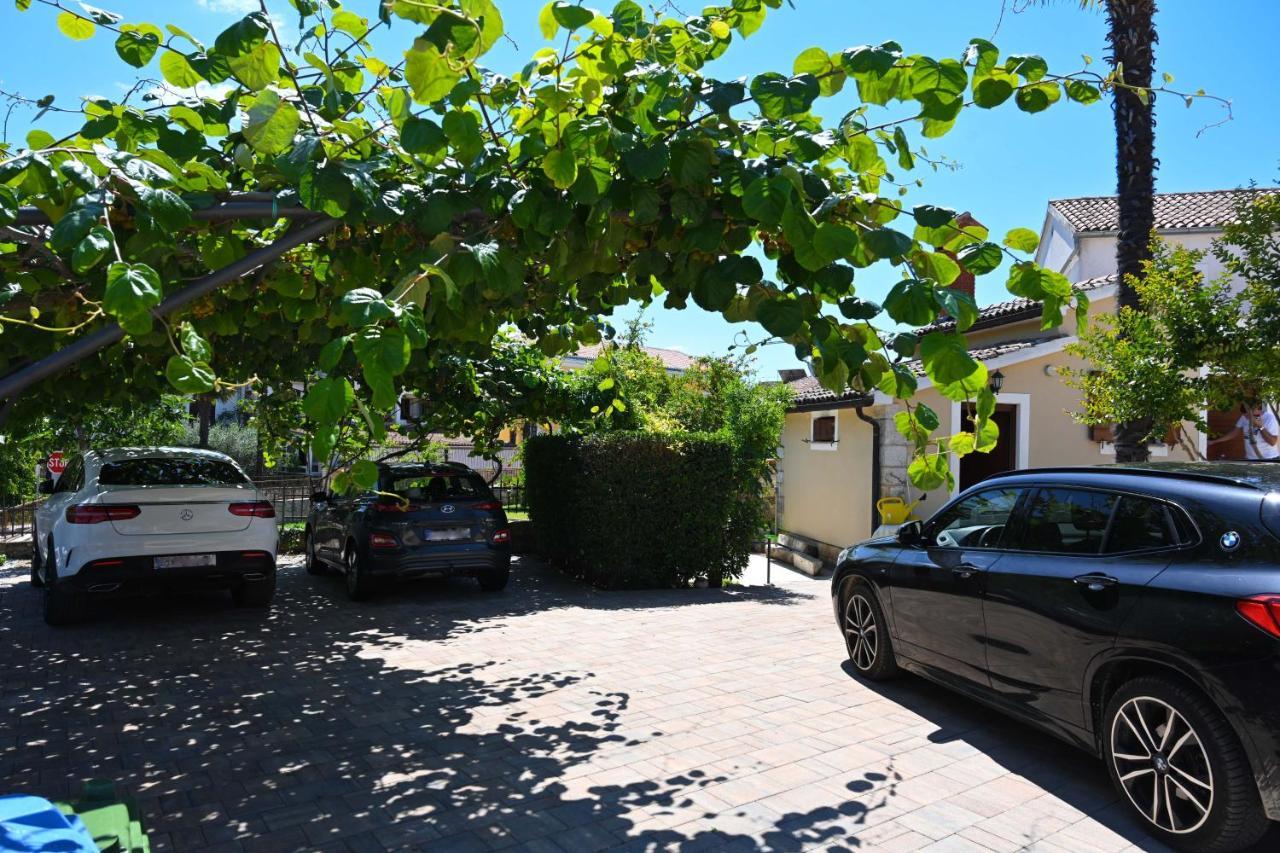 Apartamento Alda-App Funtana Exterior foto