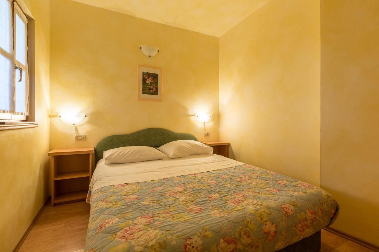 Apartamento Alda-App Funtana Exterior foto