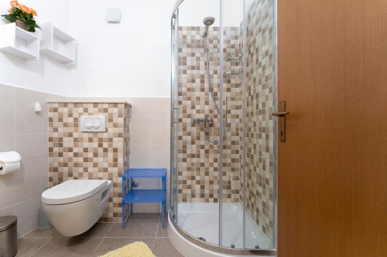 Apartamento Alda-App Funtana Exterior foto