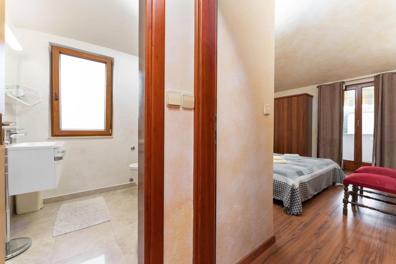 Apartamento Alda-App Funtana Exterior foto