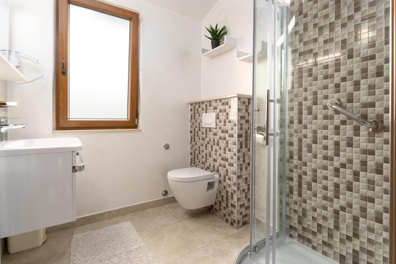 Apartamento Alda-App Funtana Exterior foto