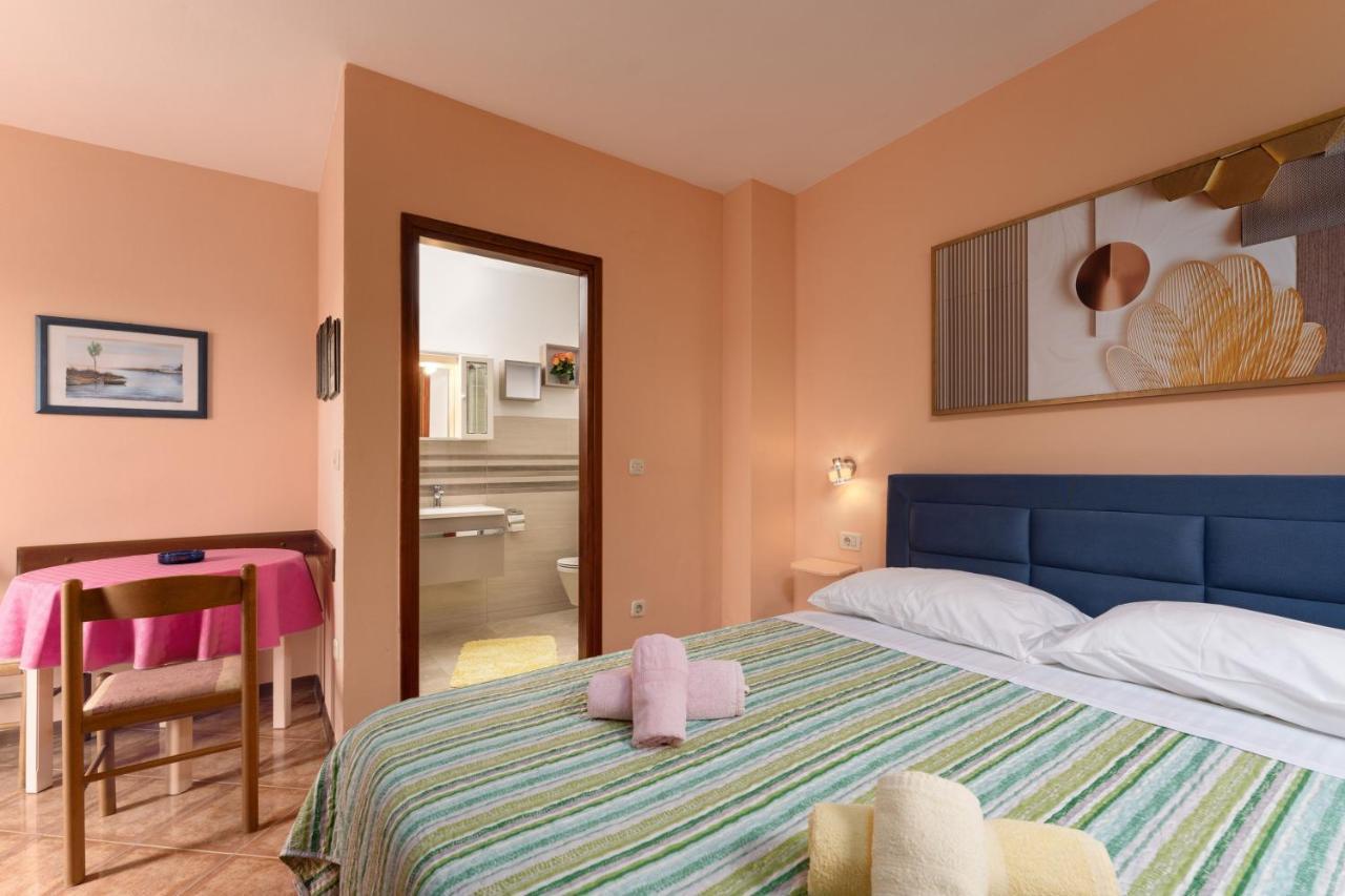 Apartamento Alda-App Funtana Exterior foto